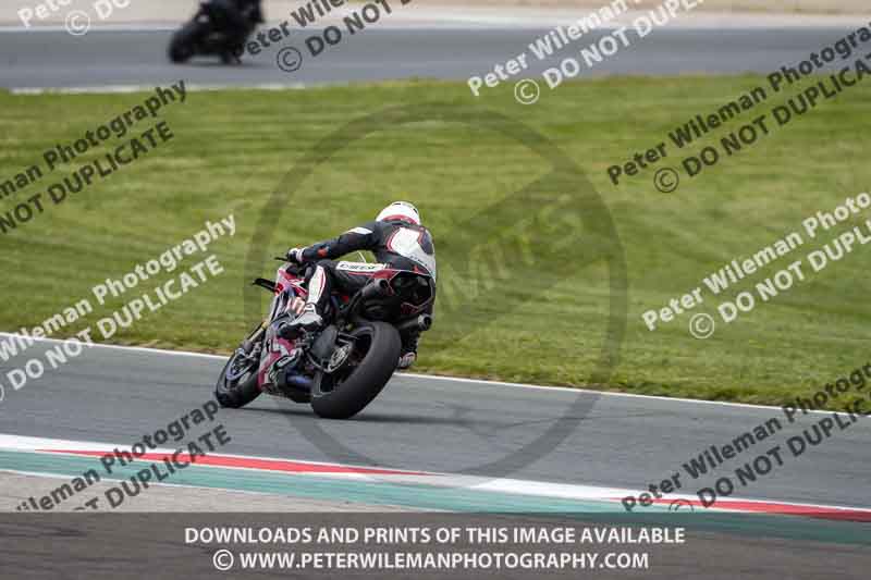 cadwell no limits trackday;cadwell park;cadwell park photographs;cadwell trackday photographs;enduro digital images;event digital images;eventdigitalimages;navarra;no limits trackdays;peter wileman photography;racing digital images;trackday digital images;trackday photos